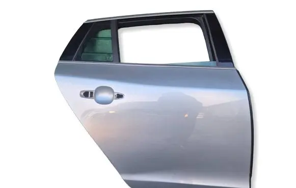 Volvo V60 Rear door 477