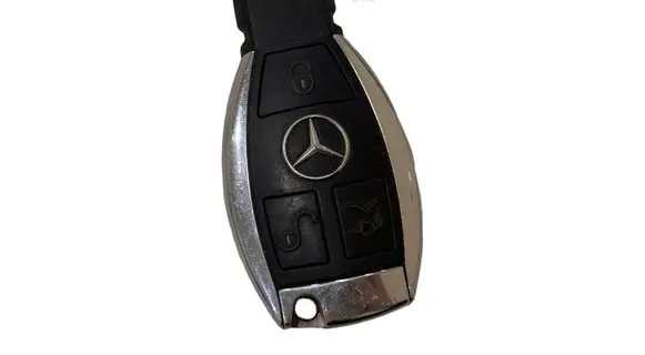 Mercedes-Benz C W204 Ignition key/card 2008DJ4519
