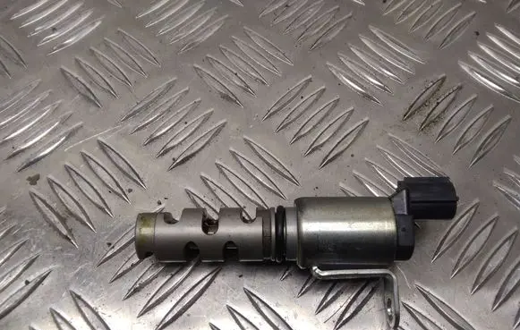 Toyota Prius (XW30) Valve oil control 30T050 5010H3