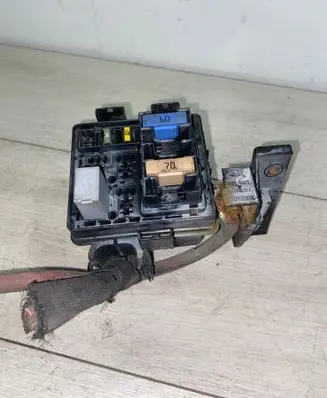 Renault Scenic III - Grand scenic III Fuse module 243510001R 63595709 20100506062425