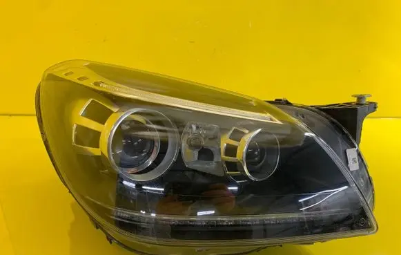 Mercedes-Benz SLK R172 Headlight/headlamp A1728207361