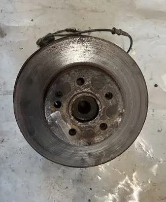 Mercedes-Benz Vito Viano W639 Front wheel hub spindle knuckle