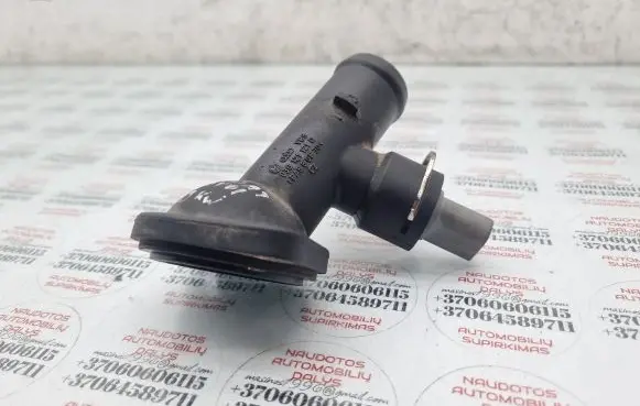 Engine coolant pipe/hose