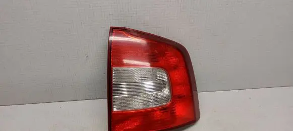 Skoda Octavia Mk2 (1Z) Rear/tail lights 1Z9945096A 275902AH