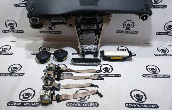 Mercedes-Benz C W205 Dashboard A2056801487 A0008608300 A2058600002