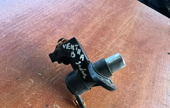 Opel Vectra B Tailgate exterior lock 