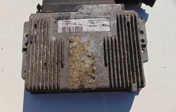 Renault Megane I Other control units/modules S105300208D