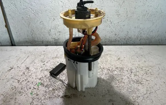 Volkswagen Caddy In-tank fuel pump 2K5919050E 2063660 0580203233