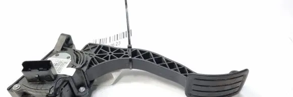 Citroen Berlingo Accelerator throttle pedal 86ET63462811514