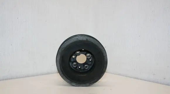 Volkswagen PASSAT B5.5 Crankshaft pulley 038105243F