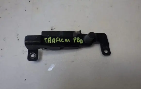 Opel Vivaro Sliding door lock loop/hook striker 