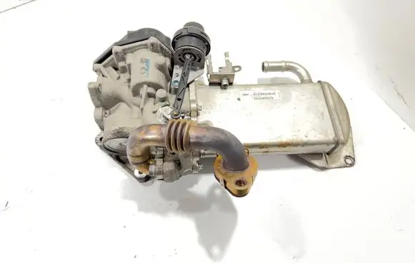 Audi A4 S4 B8 8K EGR valve cooler MM114C4 V29041282