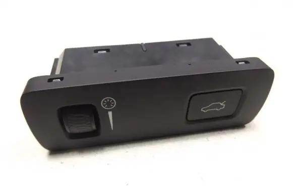 Volvo S90, V90 Tailgate/boot open switch button P31443873