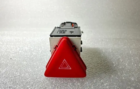 Volkswagen Golf VI Hazard light switch 1K0953509A