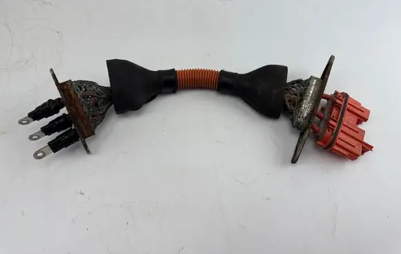 Toyota Prius (XW20) High voltage cable