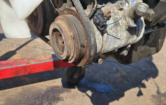 Mitsubishi Pajero Air conditioning (A/C) compressor (pump) 4472203656