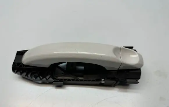 Volkswagen Amarok Rear door exterior handle
