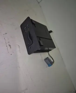 Mazda 3 II USB socket connector BHP1669U0
