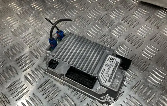 Ford Fiesta GPS navigation control unit/module KU5T-14G371-GDE