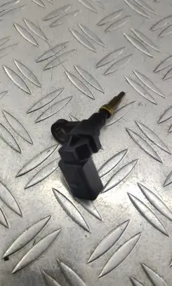 Coolant temperature sensor
