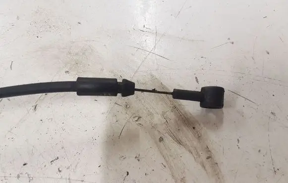 KIA Sorento Loading door lock 2P100OE25