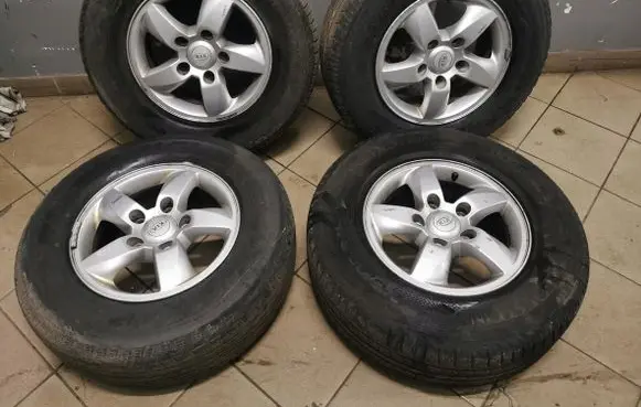 KIA Sorento R16 alloy rim 52910-3E800