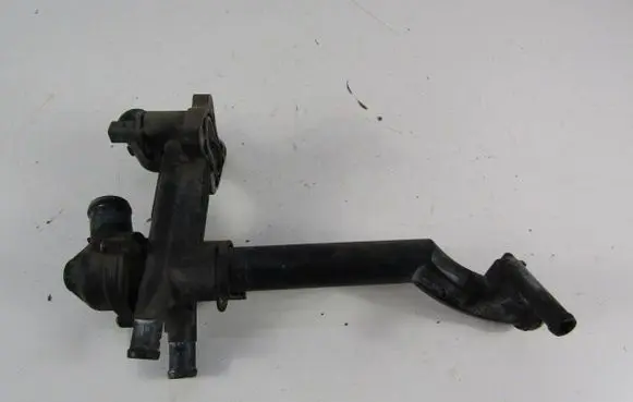 Skoda Fabia Mk1 (6Y) Thermostat housing 03D121026F