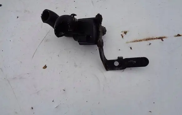 Volkswagen Touran II Webasto circulation pump for autonomous heater 5N0965561D