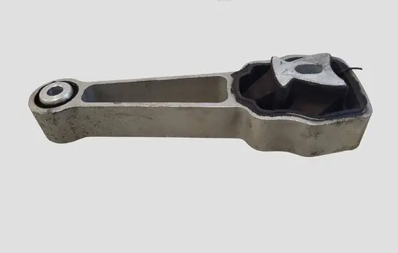 Volvo V60 Engine mount bracket 30793322