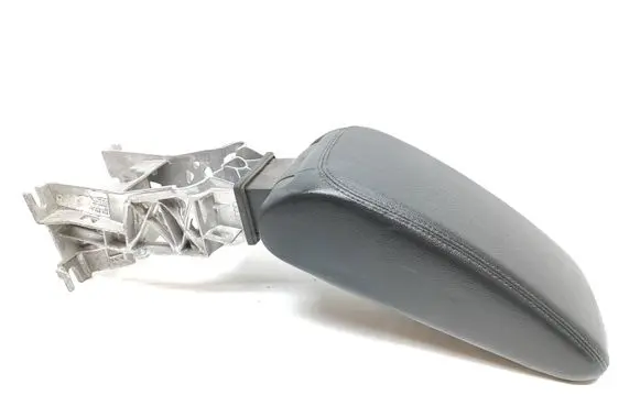 Audi Q2 - Armrest 81A8642