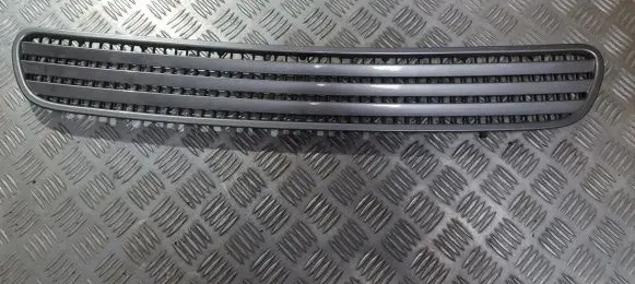 BMW 7 E65 E66 Front bumper lower grill