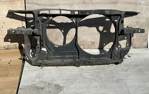 Volkswagen PASSAT B5.5 Radiator support slam panel
