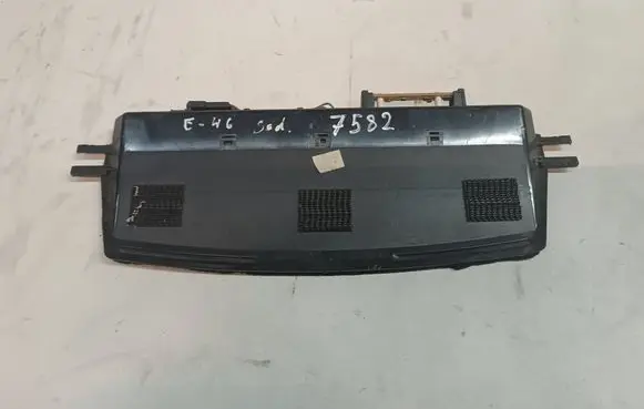 BMW 3 E46 Third/center stoplight 63258375495