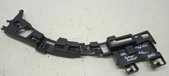 Citroen Berlingo Rear bumper mounting bracket 9816768880