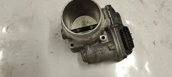 Volvo S60 Throttle valve 31293736