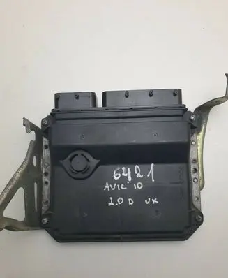 Toyota Avensis T270 Engine control unit/module 8966105f21