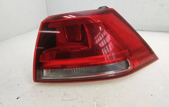 Volkswagen Golf VII Rear/tail lights 5G0945096M 90052058A M90052058A8855
