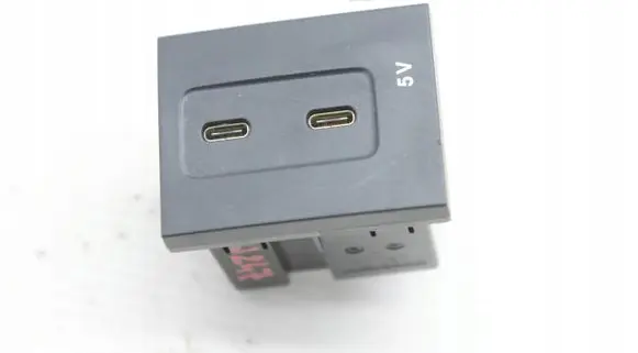 Mercedes-Benz A W177 USB socket connector A2478200301