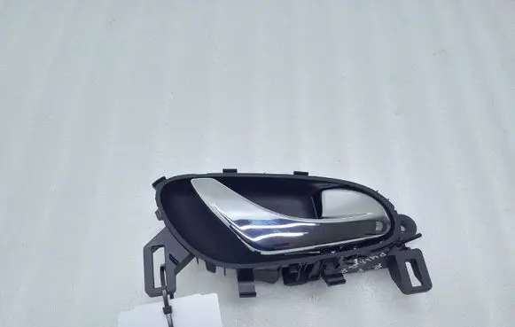 Nissan Pulsar Front door interior handle 806704EA0A
