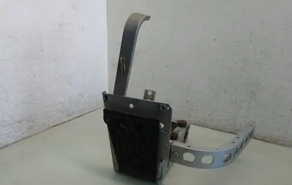 Audi A8 S8 D2 4D Side radiator support slam panel 4D0821138AB
