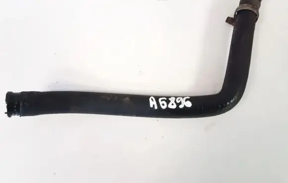 Audi A4 S4 B5 8D Engine coolant pipe/hose