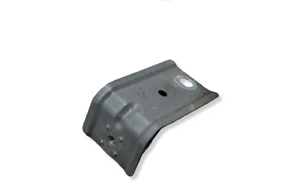 Volkswagen Golf Sportsvan Fender mounting bracket 510809471C