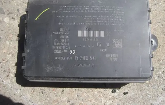 Land Rover Discovery 4 - LR4 Keyless (KESSY) go control unit/module FK7219H440AF