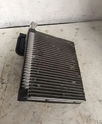 BMW X6 E71 Air conditioning (A/C) radiator (interior) 319092121