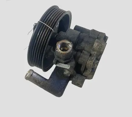 Hyundai Tucson JM Power steering pump 571002E200 5621E009