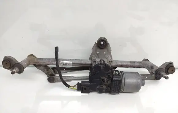 Volkswagen Up Front wiper linkage and motor 1S1955023C 3397021571 0390241566