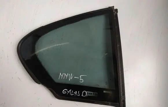 BMW 5 F10 F11 Rear vent window glass 51357182026 604219