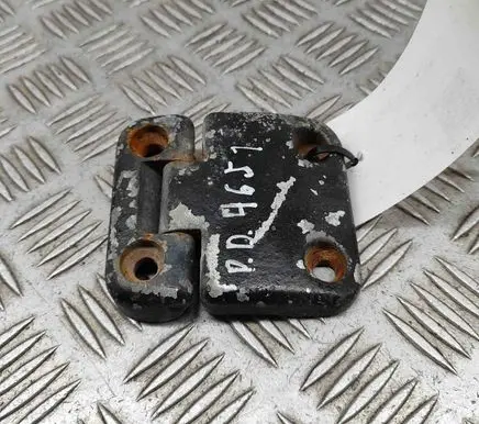 Land Rover Defender Front door upper hinge BDB710040
