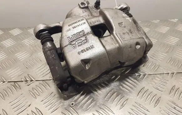 Citroen C4 III e-C4 Front brake caliper 9836308680