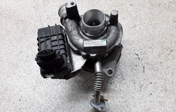 Peugeot 407 Turbo 4U3Q6K682BJ